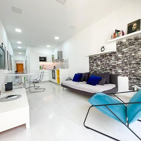 Leon Apartment - Highly Modern Sliema Stay エクステリア 写真